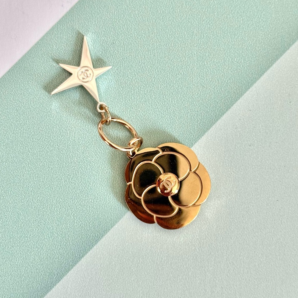 Chanel holiday charm